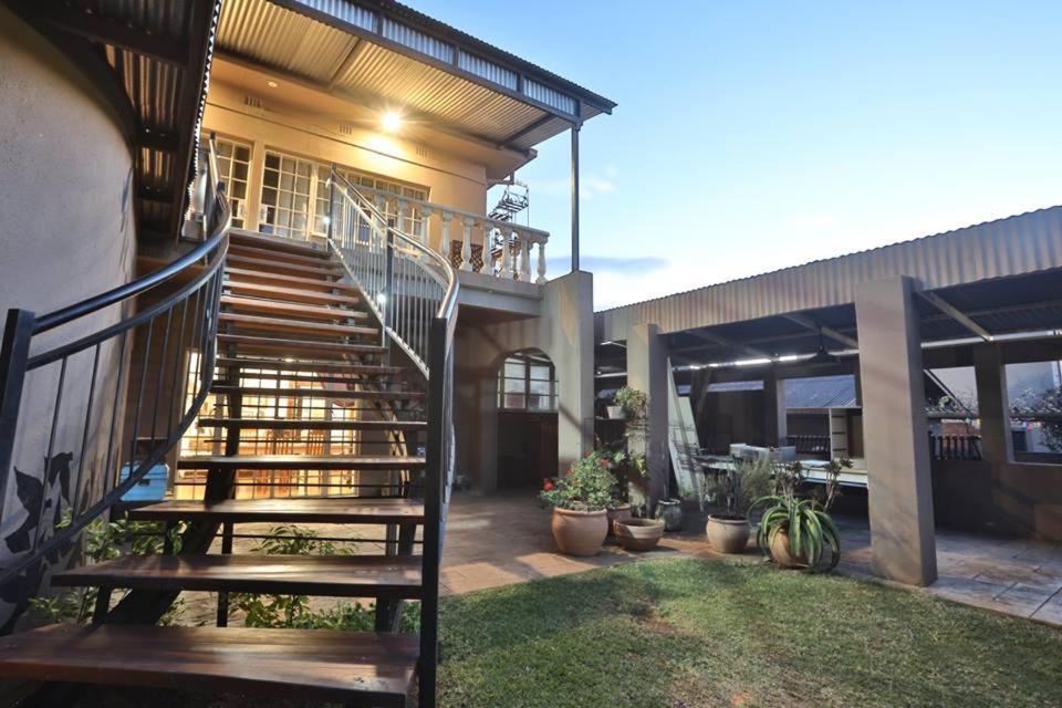 Ben'S Bed And Breakfast Pretoria Exterior photo